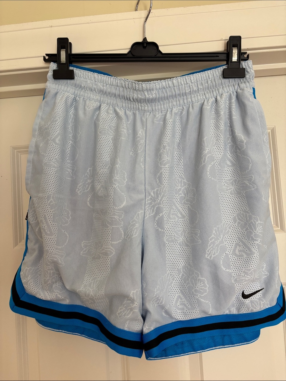 Nike Mens Giannis Light Blue Floral Mesh Athletic Shorts with Blue Trim